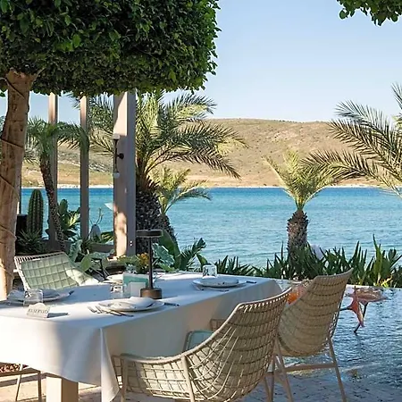 Biblos Hotel