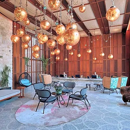 Hotel Biblos 5*